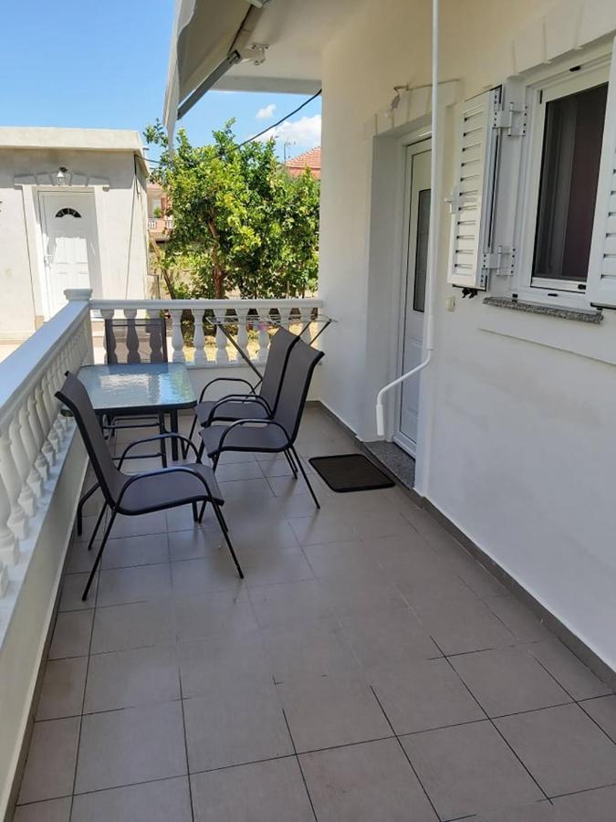 Konstantinos Apartments Ammoudia Exterior foto